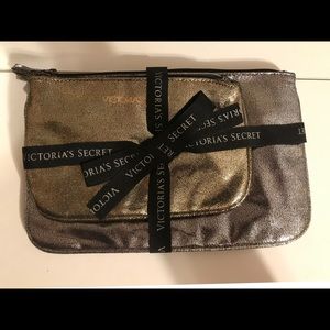2 Victoria secret travel bags